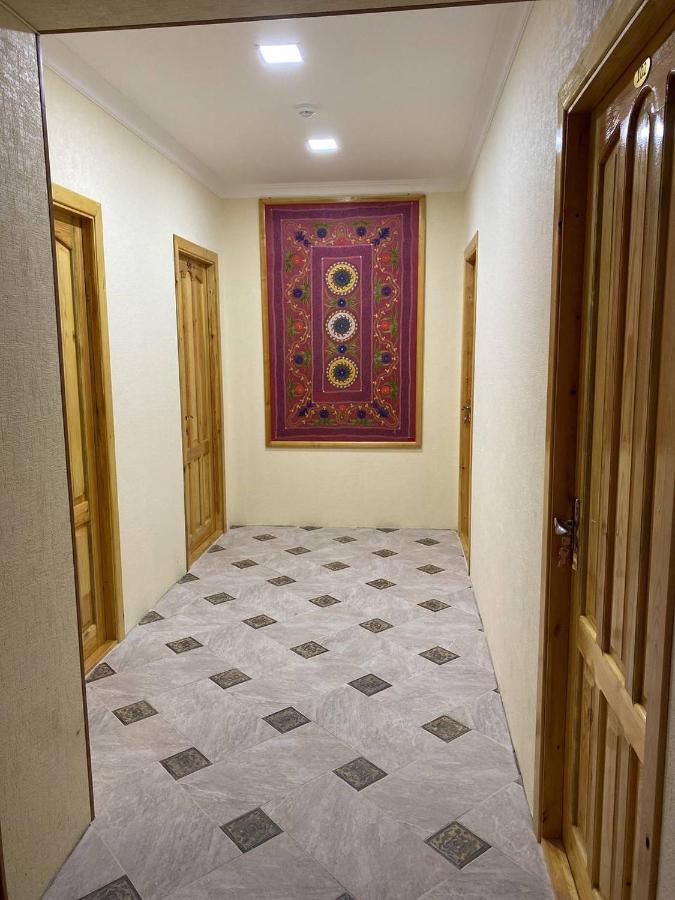 Qamar Hotel Buxoro Luaran gambar