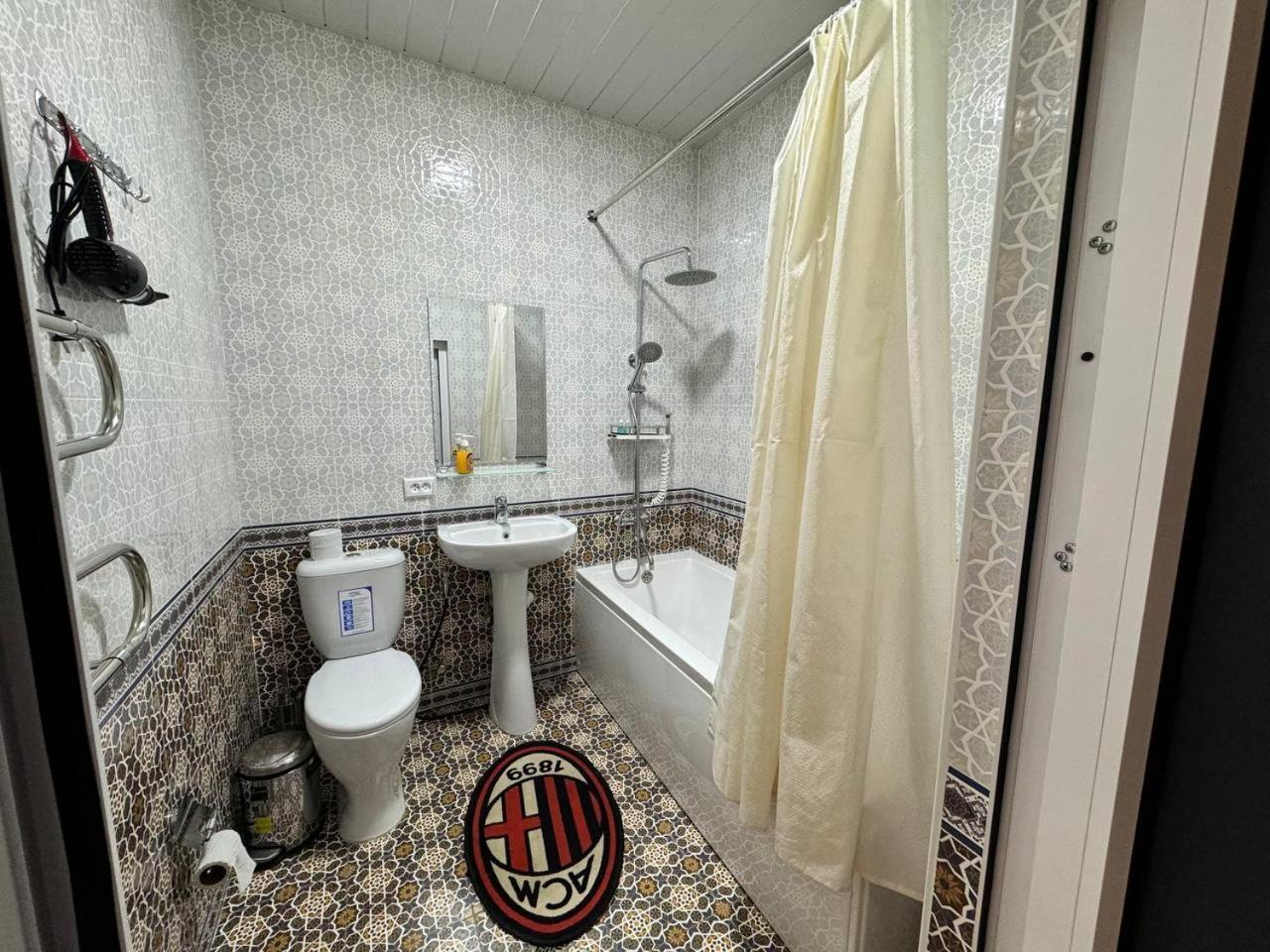 Qamar Hotel Buxoro Luaran gambar