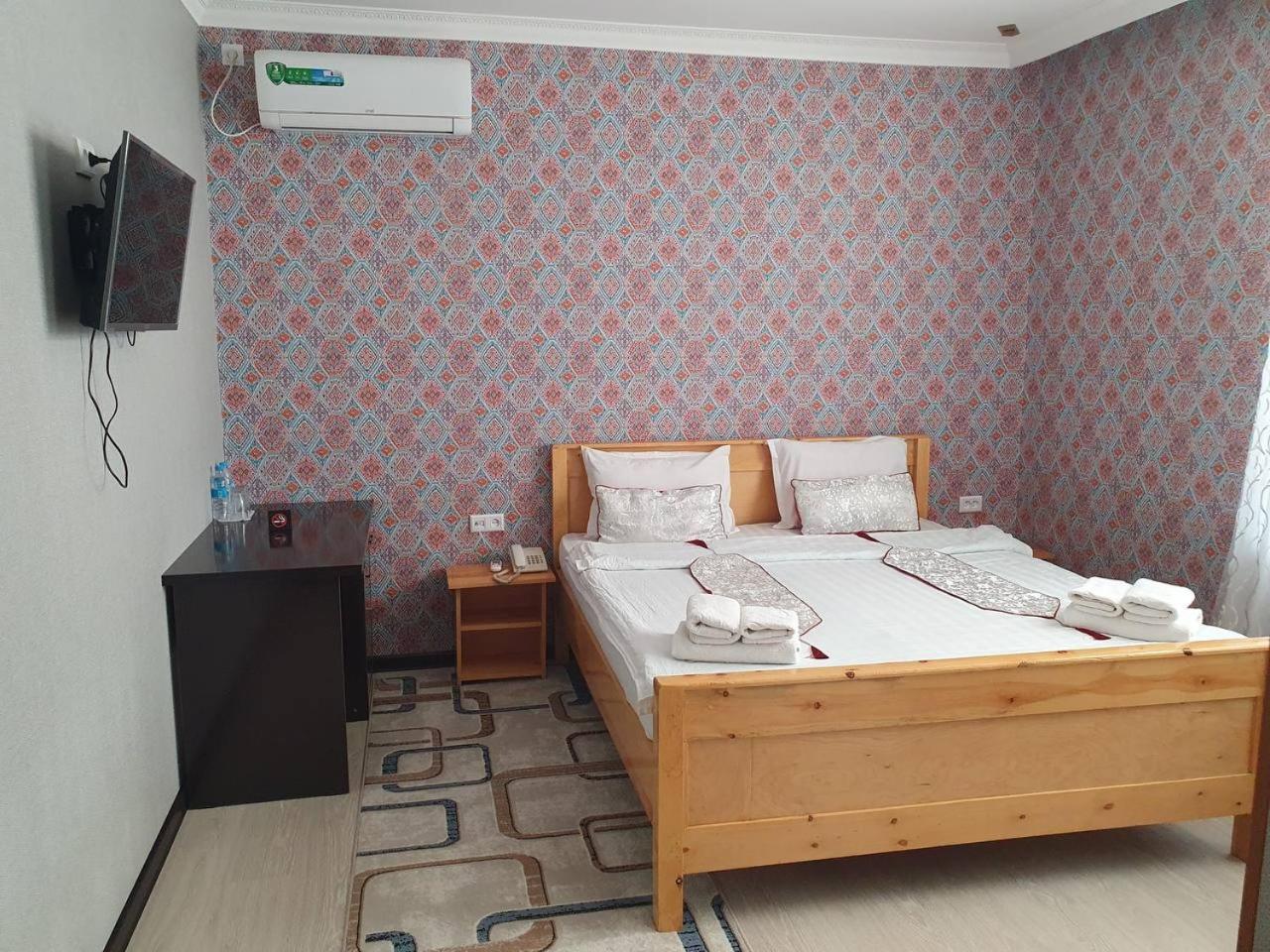 Qamar Hotel Buxoro Luaran gambar