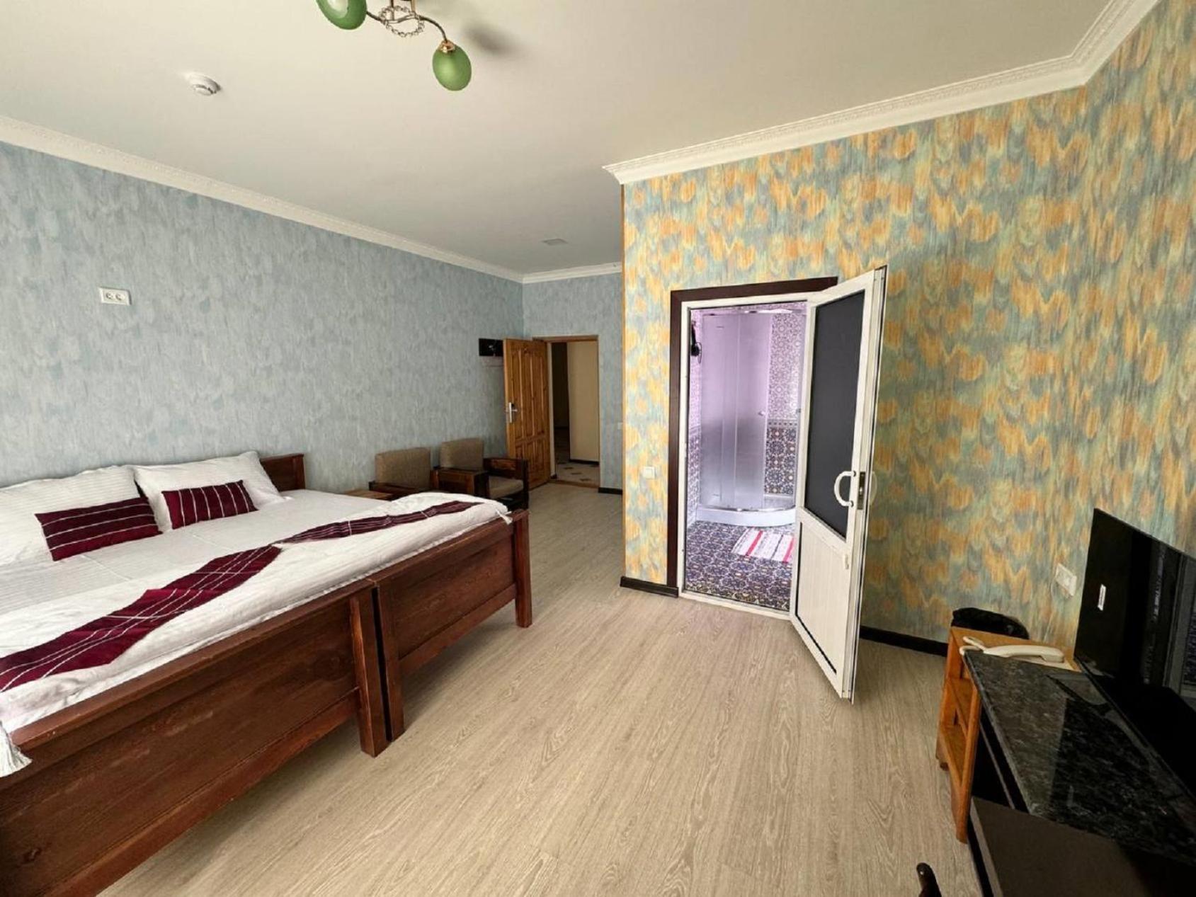 Qamar Hotel Buxoro Luaran gambar
